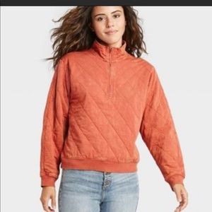 Universal threads quilted orange halfzip pull over